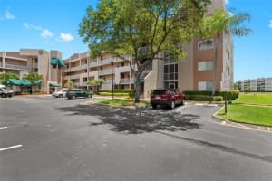 7592 Granville Dr 411, Tamarac