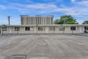 1085 Ne 126th St 2, North Miami