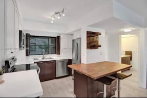 6060 S Falls Cir Dr 205, Lauderhill