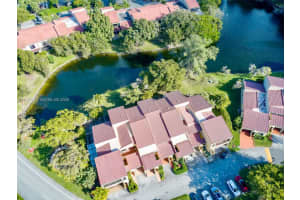 3753 Estepona Ave 19s3, Doral