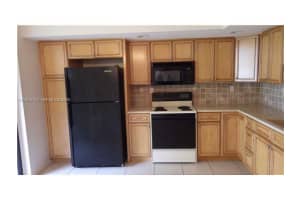 8015 Sw 107 Av 111, Miami