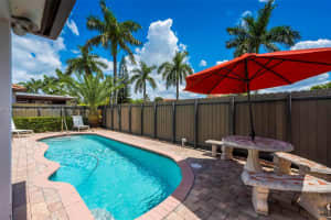 945 Nw 132nd Ave W, Miami