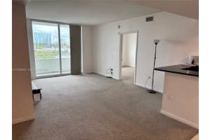 2775 Ne 187th St 403, Aventura