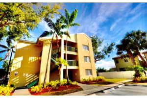 5654 Rock Island Rd 214, Tamarac