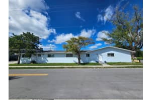 329 Se 2nd St 1-2, Hallandale Beach