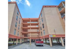 1990 W 56th St 1128, Hialeah 1990 W 56th St 1128, Hialeah