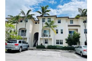 11601 Nw 89th St 106, Doral