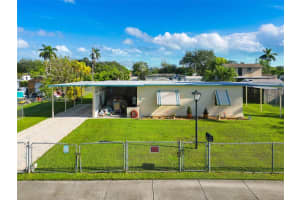 15445 Garfield Dr, Homestead