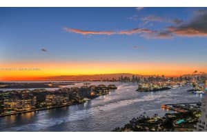 100 S Pointe Dr 3002, Miami Beach