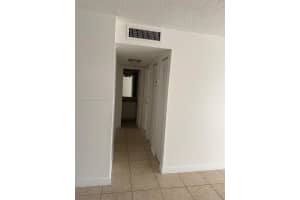 1725 W 60th St F206, Hialeah