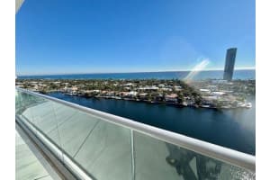 19707 Turnberry Way 23j, Aventura