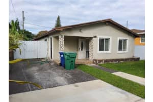 2221 Nw 170th St, Miami Gardens