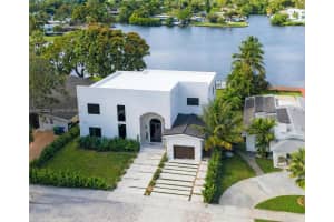 19600 Ne 26th Ave, Miami