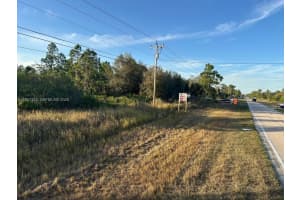 410 Columbus Blvd, Lehigh Acres