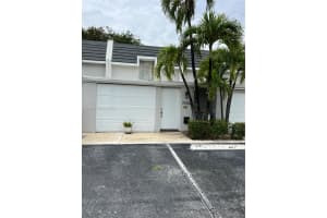 19358 Bobolink Dr, Hialeah 19358 Bobolink Dr, Hialeah