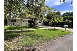 7350 Sw 96th St 7350, Pinecrest