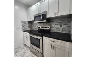 2170 Ne 51st Ct B23, Fort Lauderdale