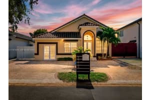 8714 Nw 153rd Ter 1, Miami Lakes