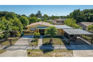 2000 Nw 131st St, Miami 2000 Nw 131st St, Miami