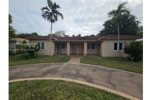 1100 Ne 115 0, Biscayne Park