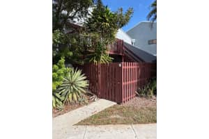 17 Crossings Cir F, Boynton Beach