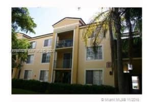 111 Yacht Club Way 106, Hypoluxo