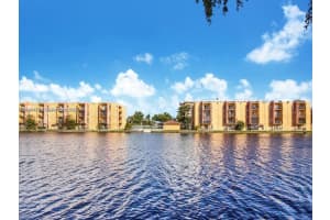 4717 Nw 7th St 304-10, Miami