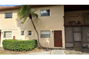 6607 Winfield Blvd B-43, Margate