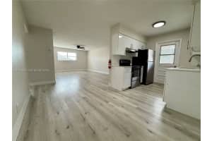 921 Sw 74th Ter 201a, North Lauderdale