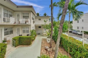 717 Espanola Way 205, Miami Beach