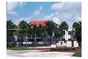 9421 Fontainebleau Blvd 204, Miami