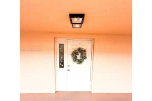 450 Commodore Dr, Plantation