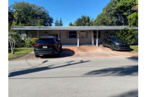 100 Se 3 Ave 3, Hallandale Beach