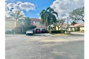 300 Sw 100th Ave, Pembroke Pines 300 Sw 100th Ave, Pembroke Pines