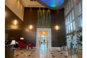 185 Sw 7th St 1502, Miami