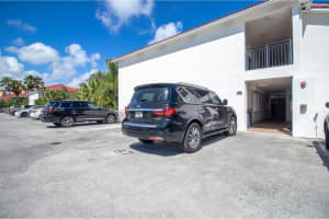 3165 Ne 184th St 6206, Aventura