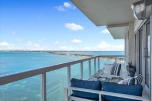 2451 Brickell Ave 17d, Miami