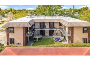 2335 Ne 172nd St 3, North Miami Beach