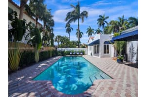 1128 Tyler St, Hollywood