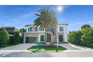510 Ne 4th Ln, Boca Raton