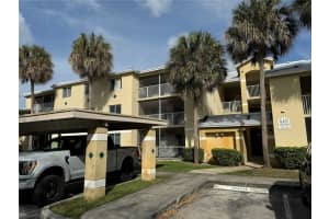 440 S Park Rd 4-207, Hollywood