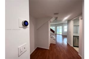 7852 Nw 7th Ct, Plantation