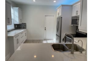 3675 San Simeon Cir 3675, Weston