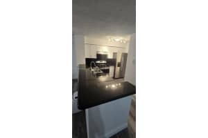 530 S Park Rd 17-11, Hollywood 530 S Park Rd 17-11, Hollywood