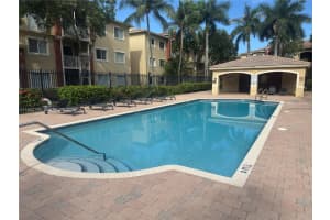 7085 Nova Dr 203, Davie