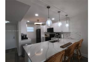 3930 Inverrary Blvd 604-d, Lauderhill