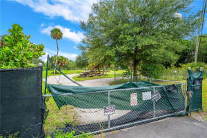 576 Marshall Rd, West Palm Beach