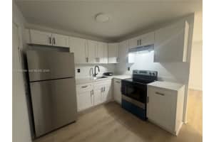 12215 W Dixie Hwy 106, North Miami