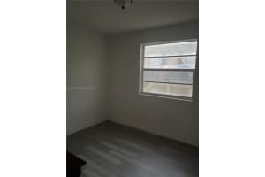 1320 Sw 6th St 4, Miami