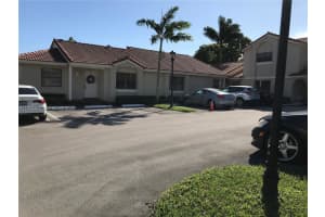 6551 Nw 170th Ter, Hialeah